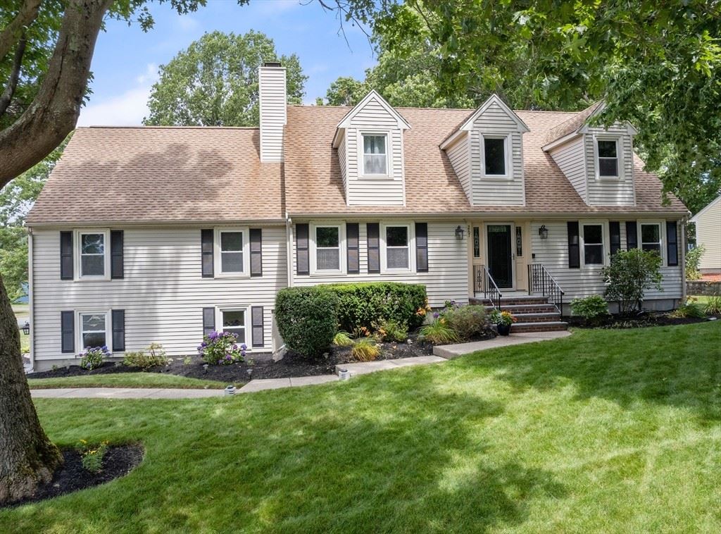 267 Daly Dr. Ext. Stoughton, Massachusetts 02072